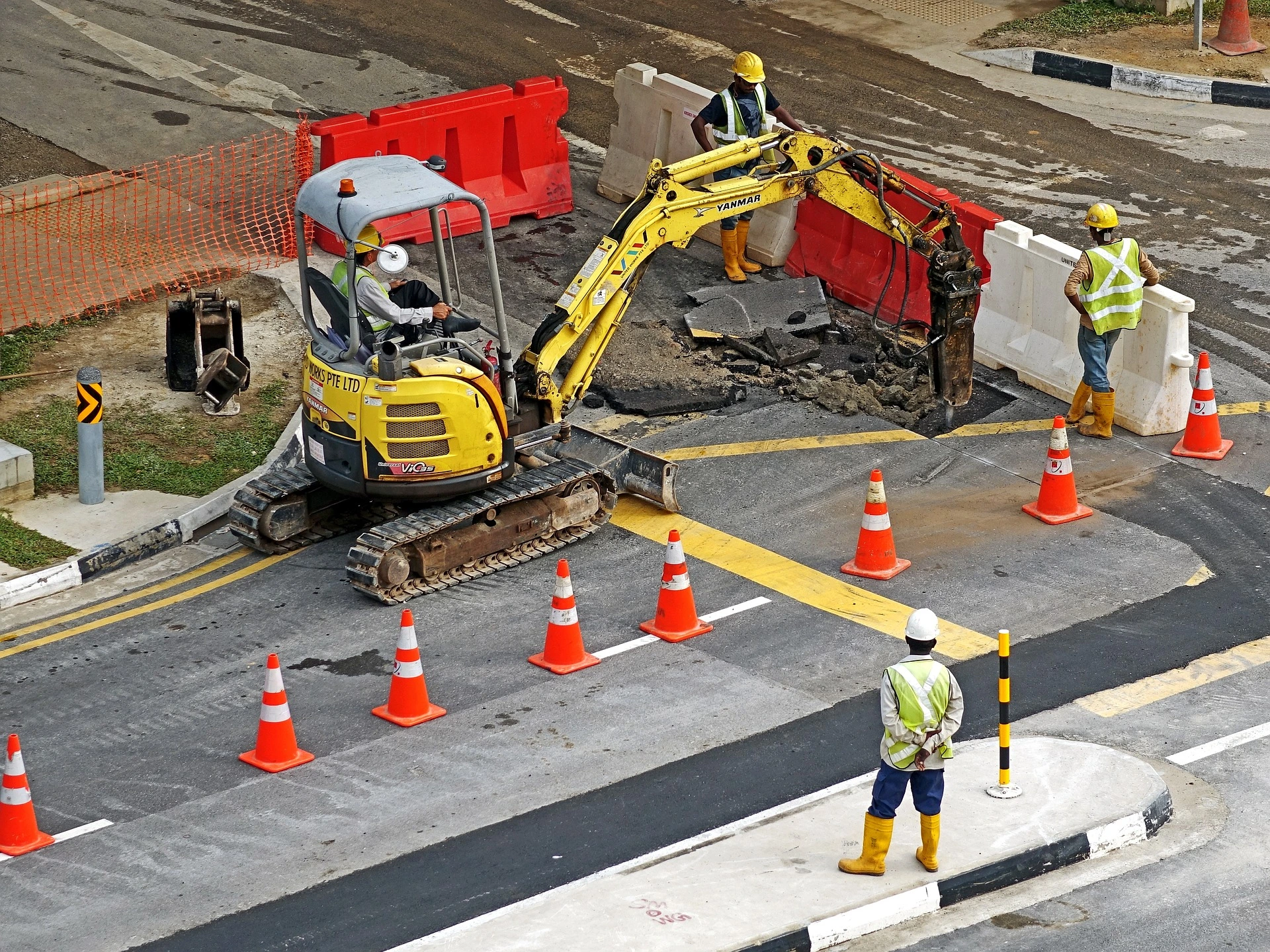 What are CPCS site safety requirements